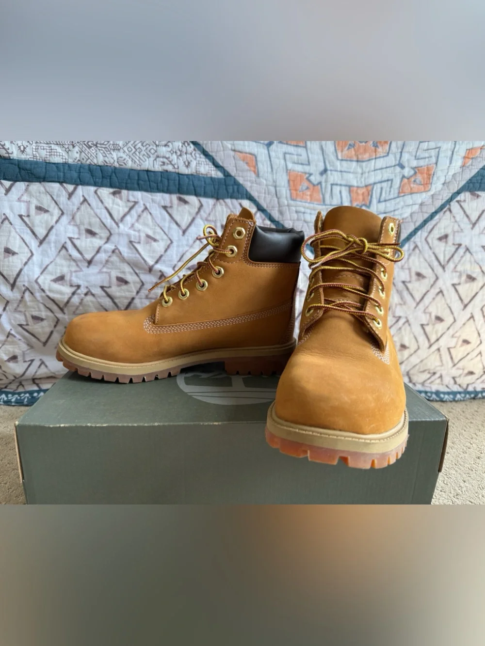 *EUC* Timberland Premium 6” Lace-Up Waterproof Boot, Wheat Nubuck, Sz 5M JR Unis